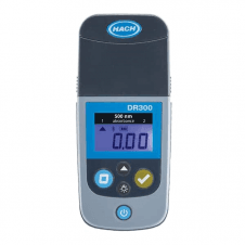 DR300 500nm Wavelength Pocket Colorimeter with hard case