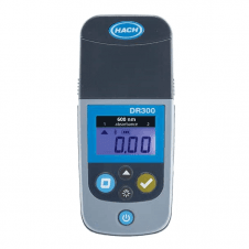 DR300 600nm Wavelength Pocket Colorimeter with hard case