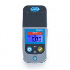 DR300 Chlorine MR Pocket Colorimeter with hard case