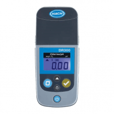 DR300 Chlorine & pH Pocket Colorimeter with hard case